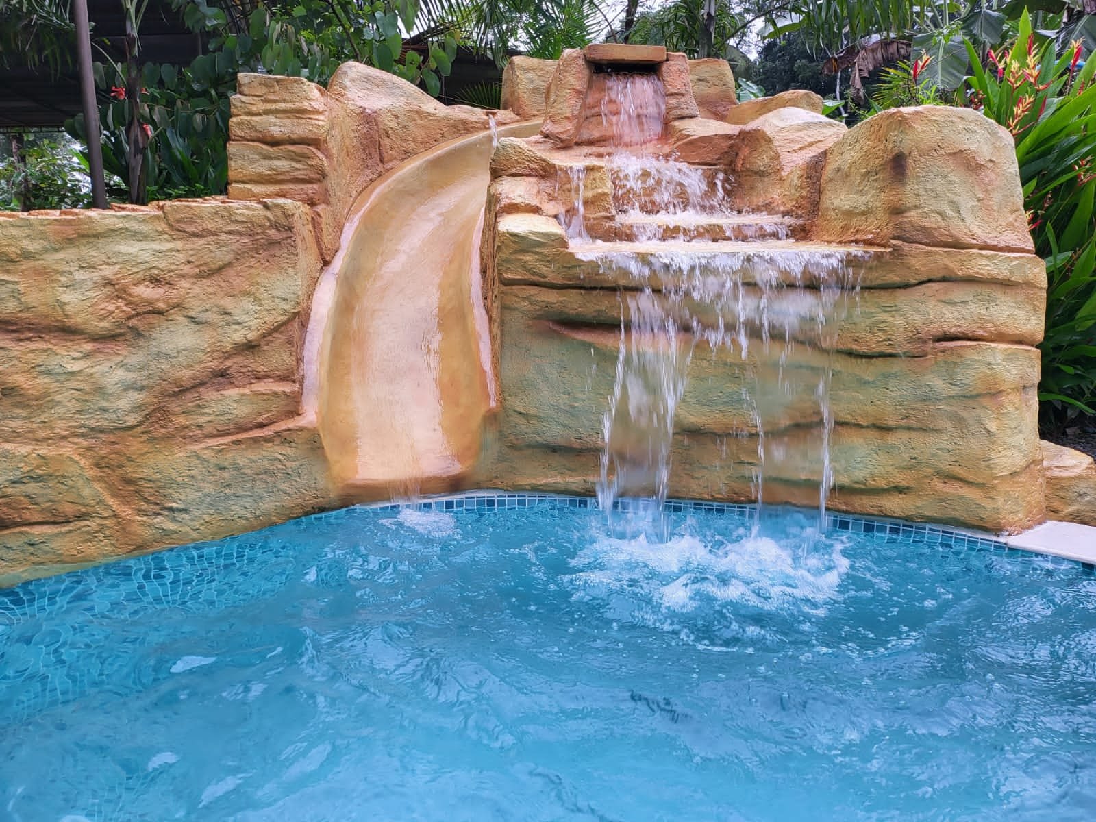 Farm house with swimming pool in Kottayam, Kerala